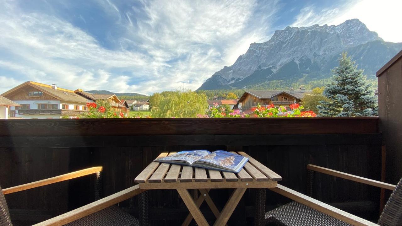 Haus Alpengluehen Apartment Ehrwald Exterior foto